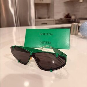 Bottega Veneta Emerald Green Sunglasses